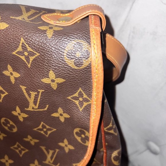 Louis Vuitton Monogram 35 Saumur